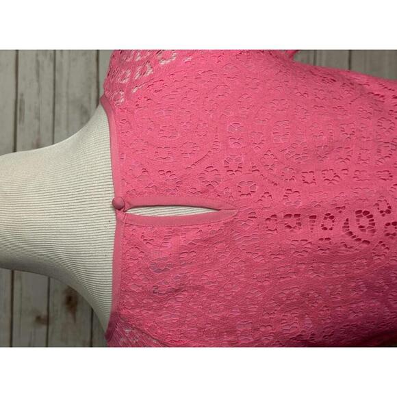 J. Crew classic bright pink coquette Rainbow Lace short sleeve blouse Size 4 - Picture 6 of 7